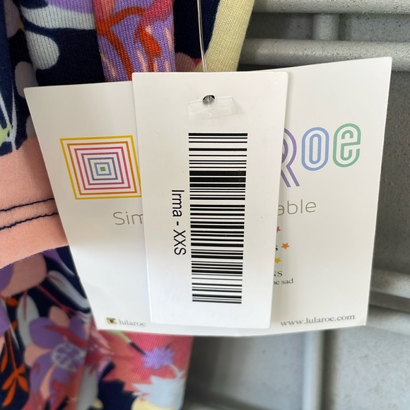 LLR 🌺 Hibiscus & Floral Printed Irma Tunic Top - Picture 5 of 11